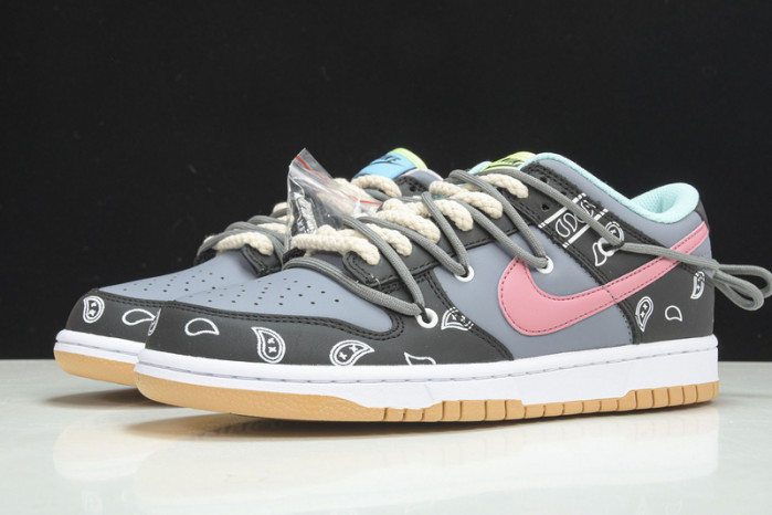 Travis Scott x Nike SB Dunk Low SE HD0952-001