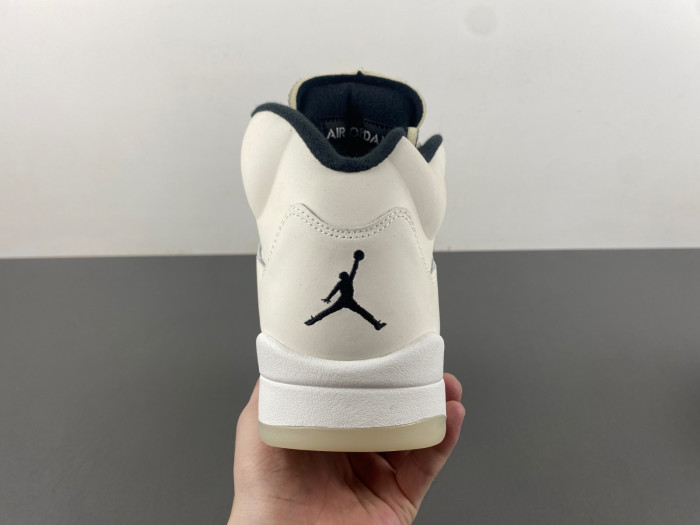 AIR JORDAN 5 RETRO 