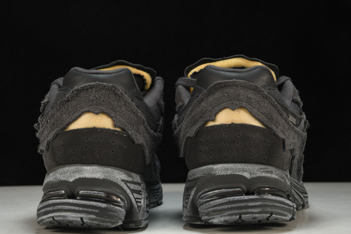 New Balance WL2002 M2002RDB