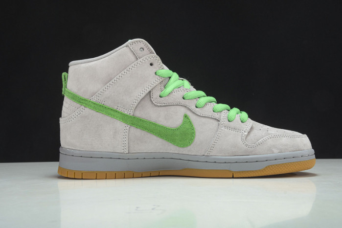 DUNK HIGH PREMIUM SB 313171-039
