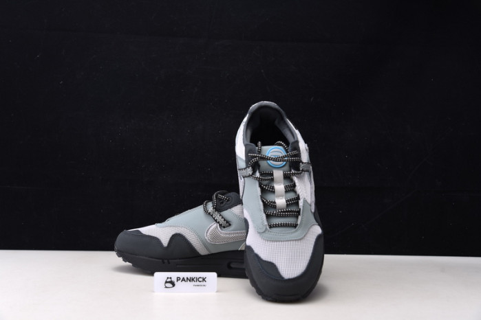 TRAVIS SCOTT X NIKE AIR MAX 1