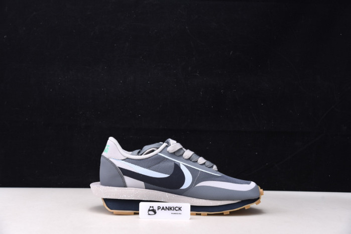 LDWAFFLE X SACAI X CLOT 