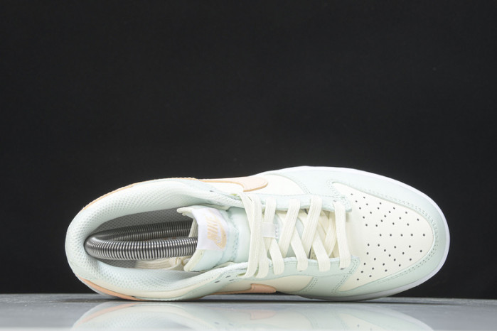 Nike Dunk Low Barely Green - DD1503-104