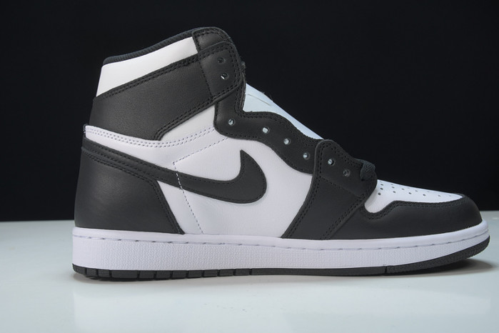 Jordan 1 Retro Black White (2014) 555088-010