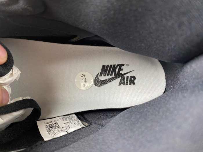 Air Jordan 1 High OG “Reverse Panda” DZ5485-010