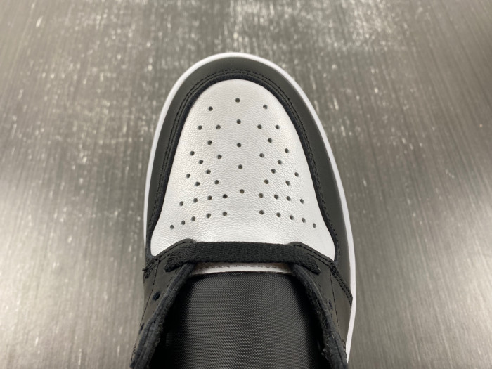 Air Jordan 1 High OG “Reverse Panda” DZ5485-010