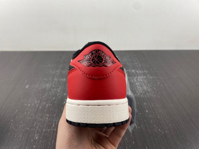 PSG x Air Jordan 1 Low OG HF8828-100