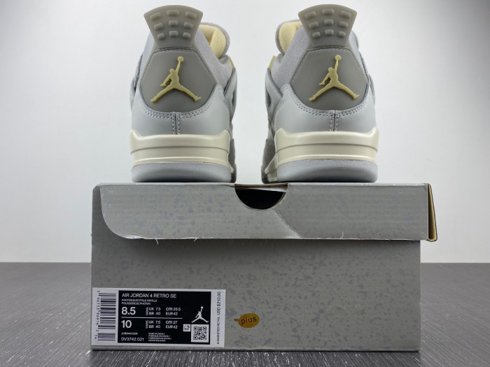 Jordan 4 Retro SE Craft Photon Dust - DV3742-021