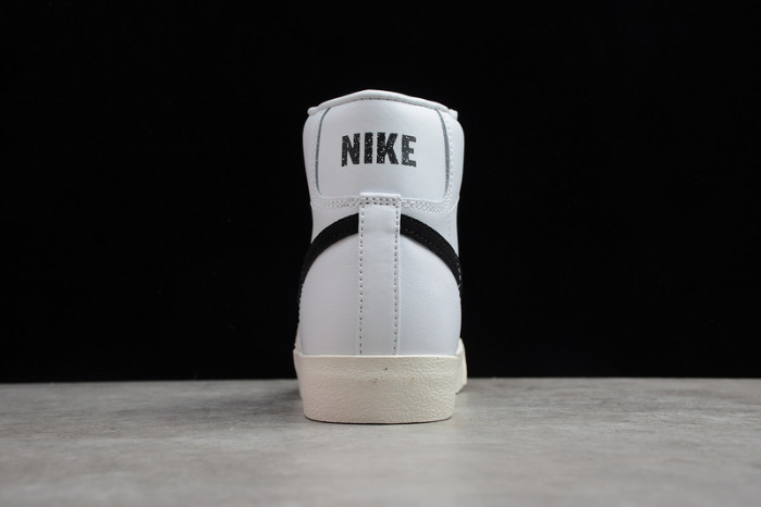 Nike Blazer Mid 77 Vintage White Black - BQ6806-100