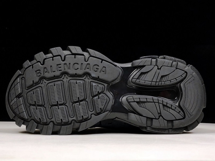 BLEN Track Black W06G0 2001 BLACK