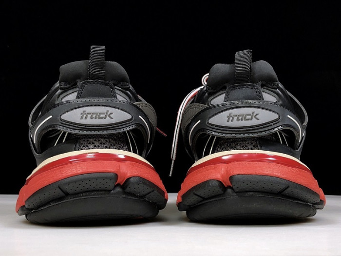 BLEN Track Black Grey Red 542023W1GB16212