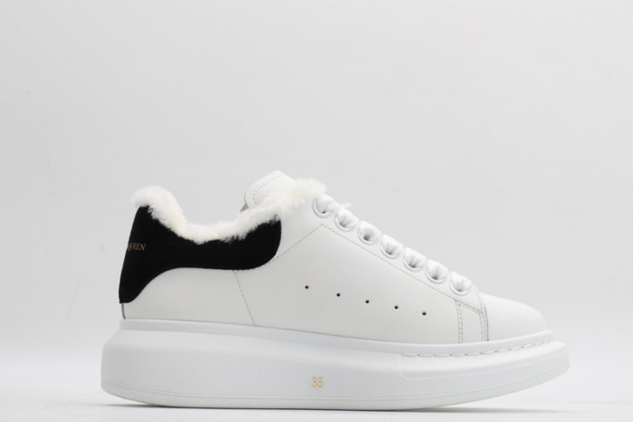 Alexander McQueen sneaker
