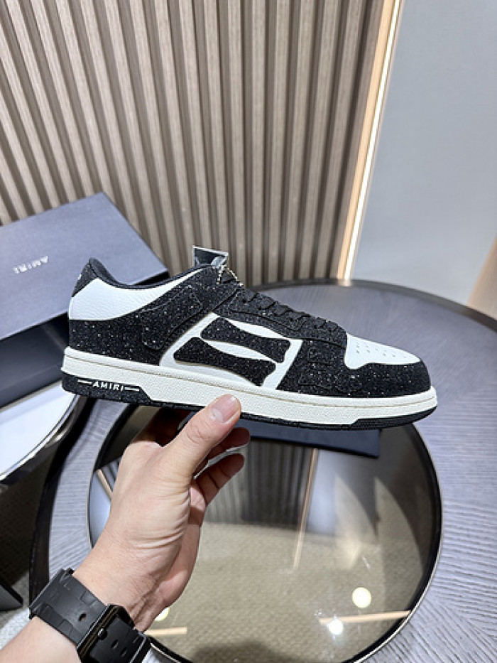 AM1R1 SNEAKERS