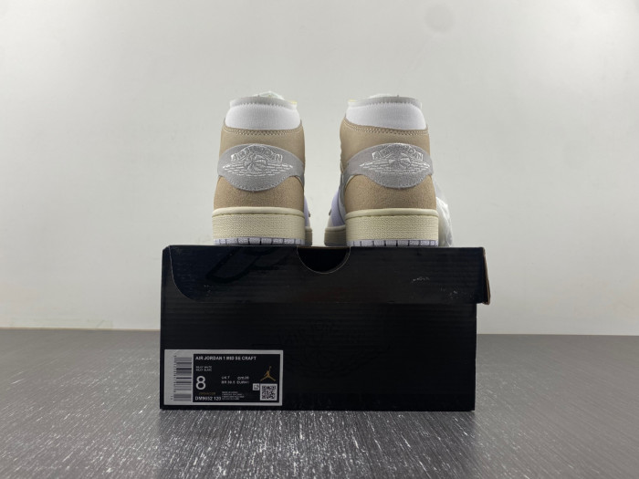 Air Jordan 1 Mid SE Craft DM9652-120