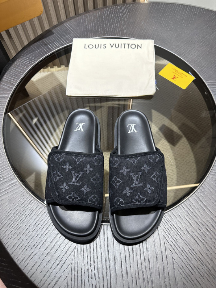 L&V SLIPPERS