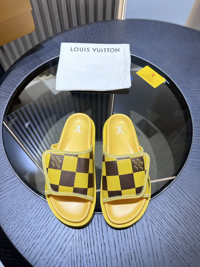 L&V SLIPPERS