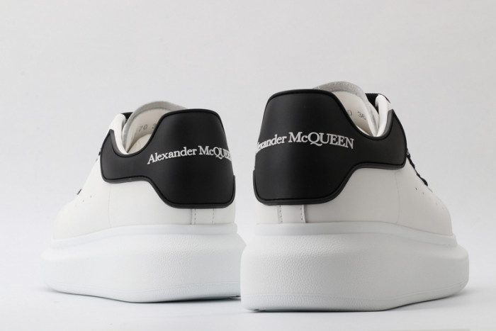 Alexander McQueen sneaker