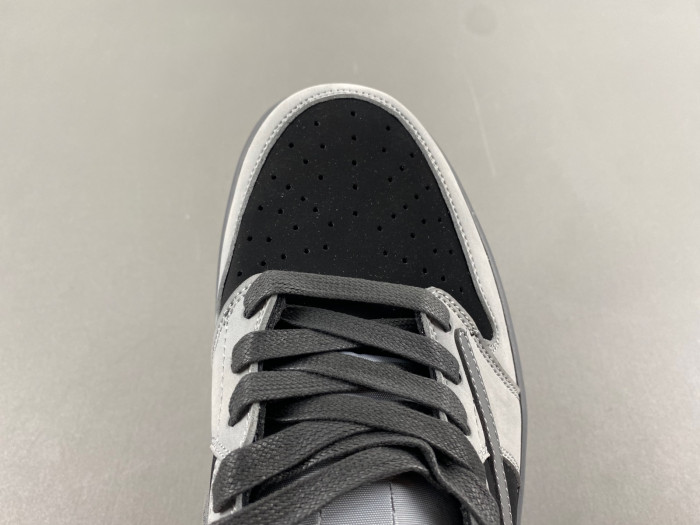 Travis Scott x Air Jordan 1 DM7866-775