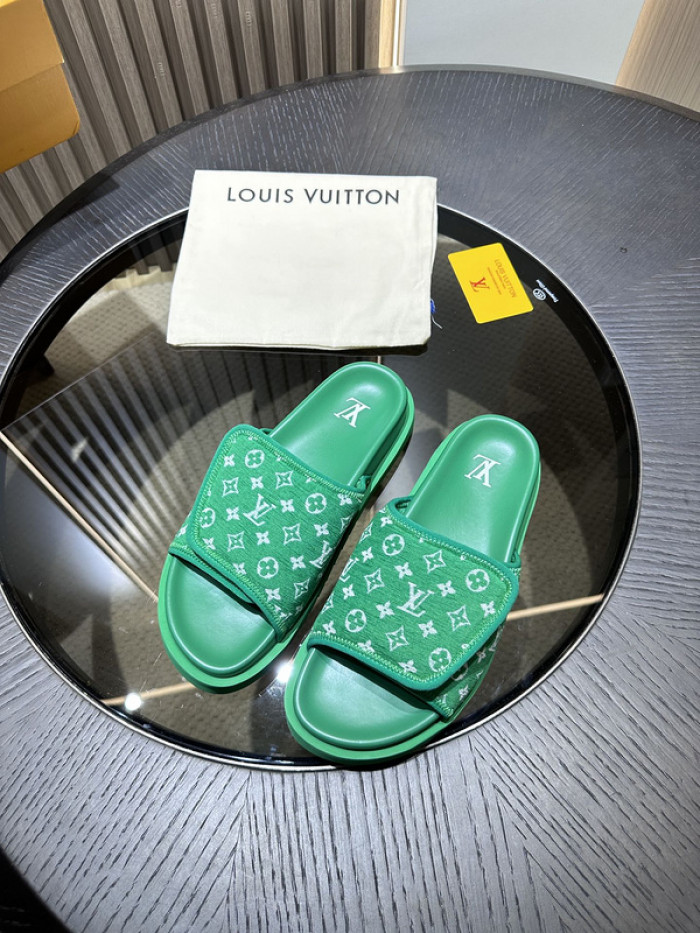 L&V SLIPPERS