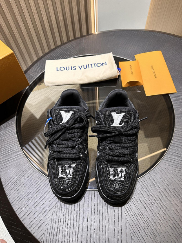 L&V SNEAKERS