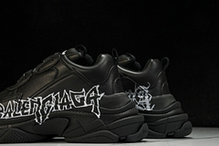 BL TRIPLE S TRAINERS W2FAY 9017