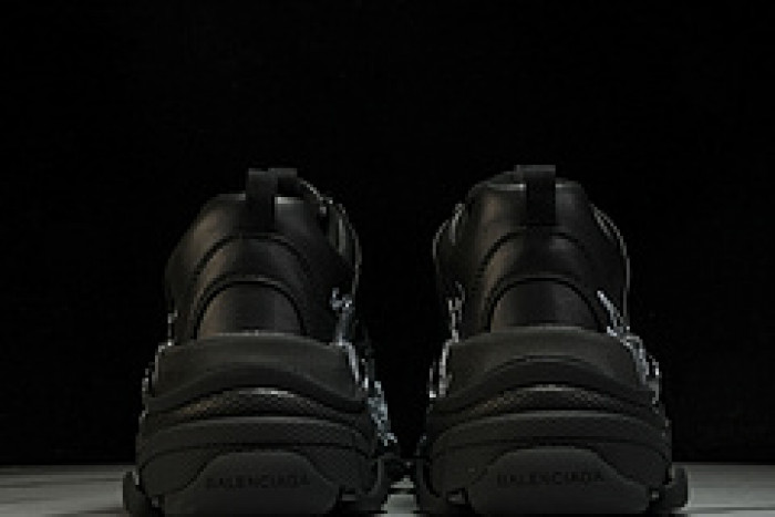 BL TRIPLE S TRAINERS W2FAY 9017