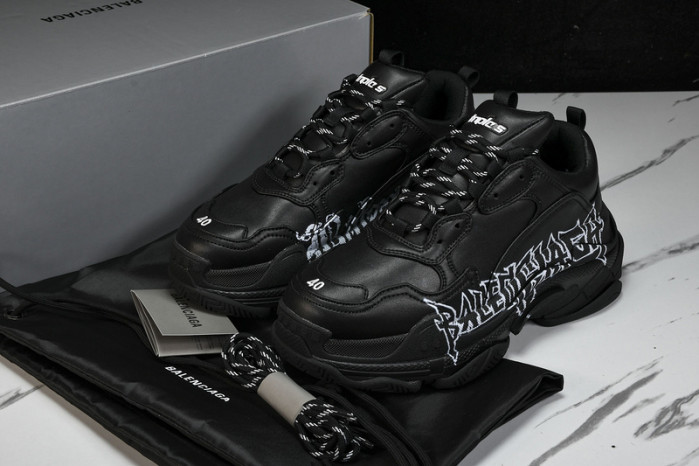 BL TRIPLE S TRAINERS W2FAY 9017