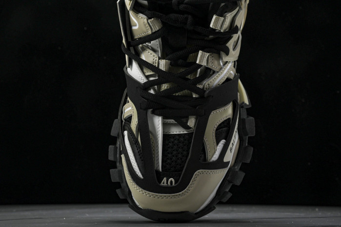 BLEN Track W3AC4 8071