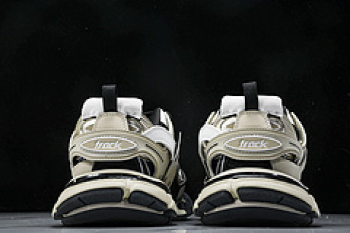 BLEN Track W3AC4 8071