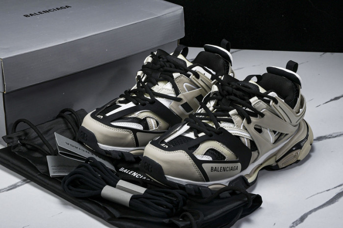 BLEN Track W3AC4 8071