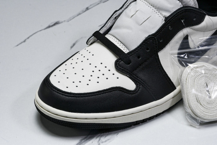 Air Jordan 1 Low OG “Mocha” CZ0790-102