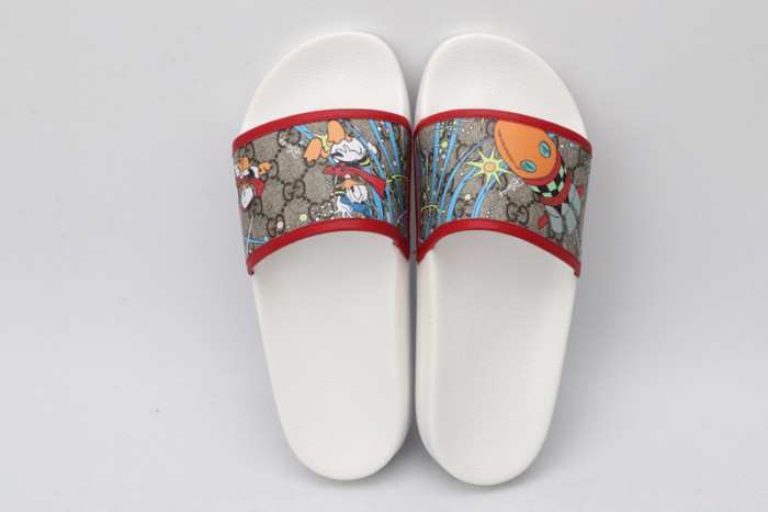 G DESIGNER SLIPPERS