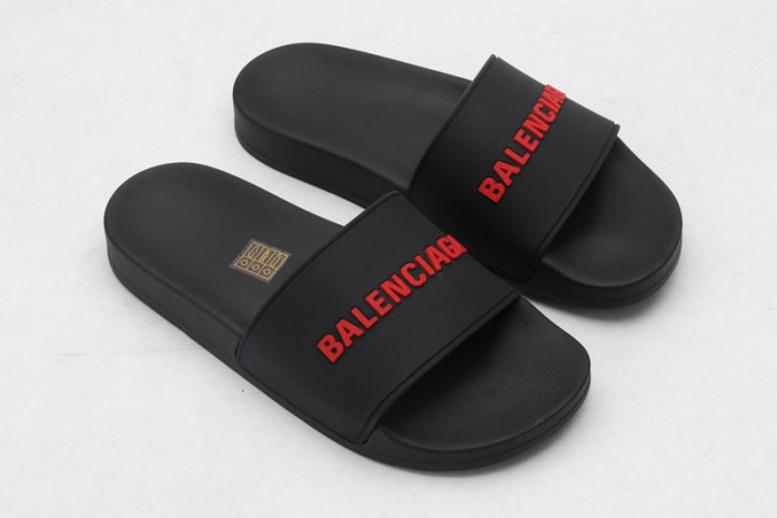 BLEN DESIGNER SLIPPERS