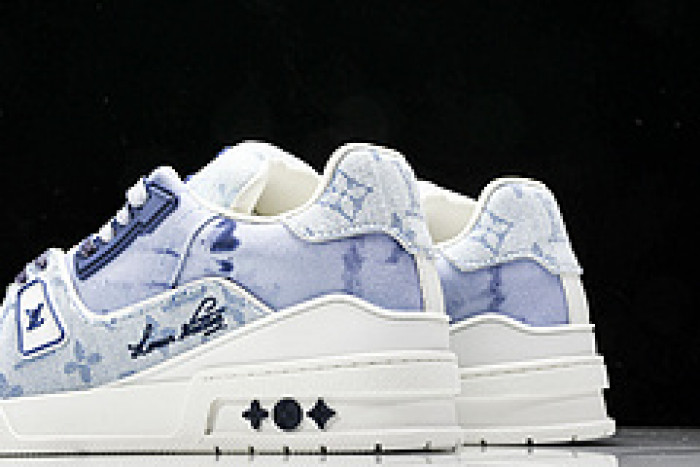 L&V SNEAKERS