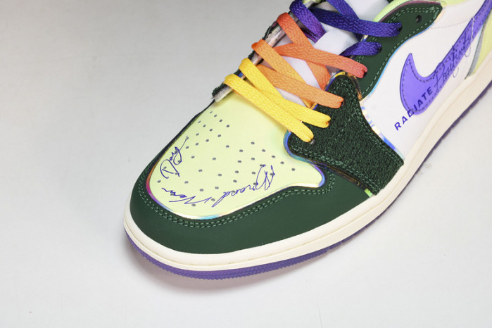 Air Jordan 1 Low OG“Doernbecher” FD9665-351