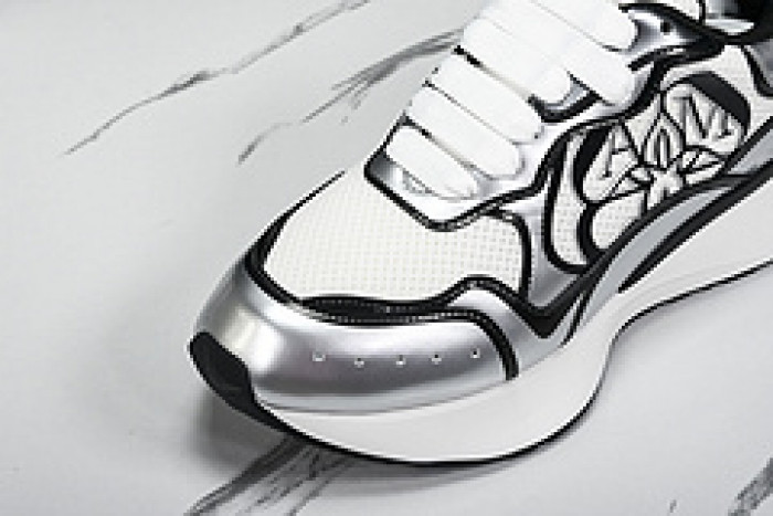 Alexander McQueen sneaker