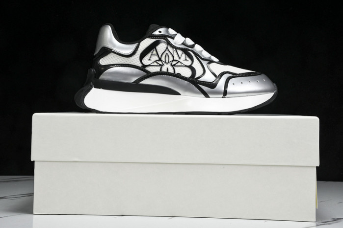 Alexander McQueen sneaker