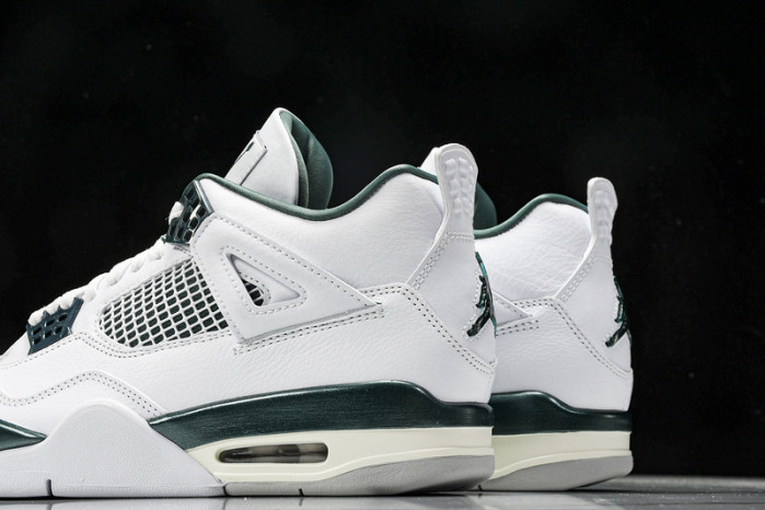 Air Jordan 4 “Oxidized Green” FQ8138-103