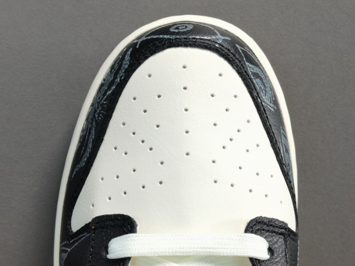 Nike Dunk Low Halloween 2021 DD3357-100