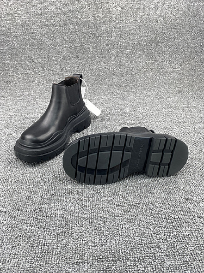 BOTTEGA VENETA SNEAKER