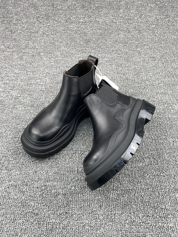 BOTTEGA VENETA SNEAKER