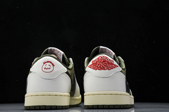 Travis Scott x Air Jordan 1 Low OG DM7866-200