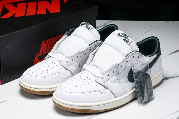 Air Jordan 1 Low OG WMNS “Oxidized Green” CZ0775-133