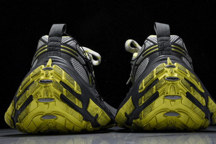 BLEN 10XL W2MV2 1097