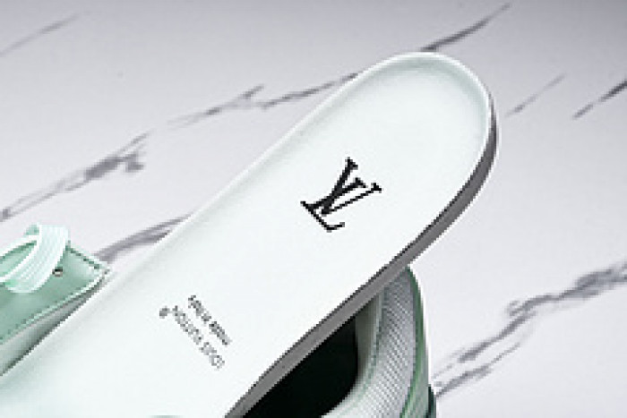 L&V SNEAKERS