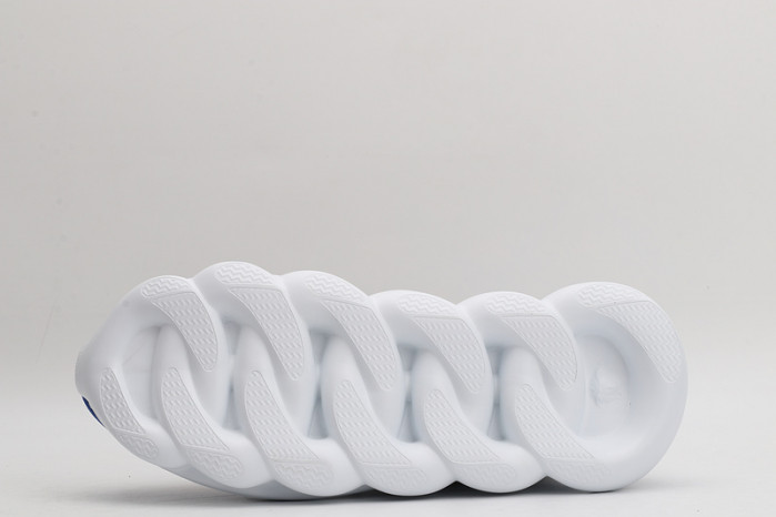 VER DESIGNER SNEAKERS