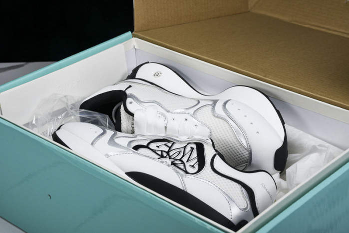 Alexander McQueen sneaker