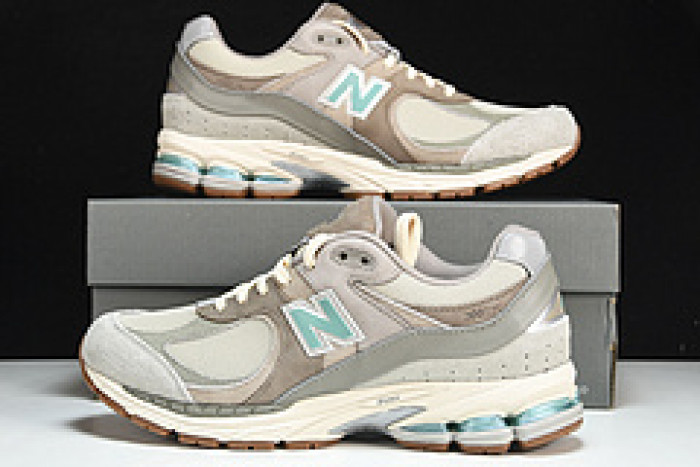 New Balance 2002