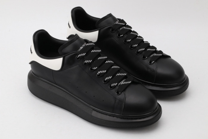 Alexander McQueen sneaker