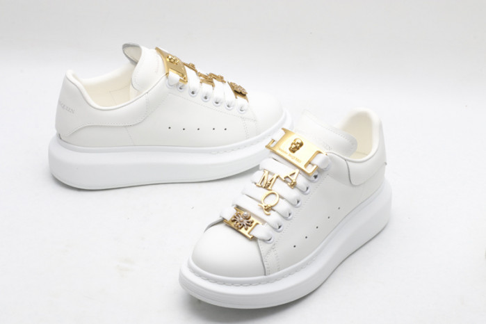 Alexander McQueen sneaker